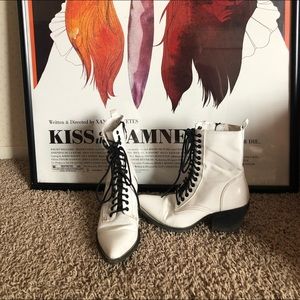 Shoe republic White pointed combat boots